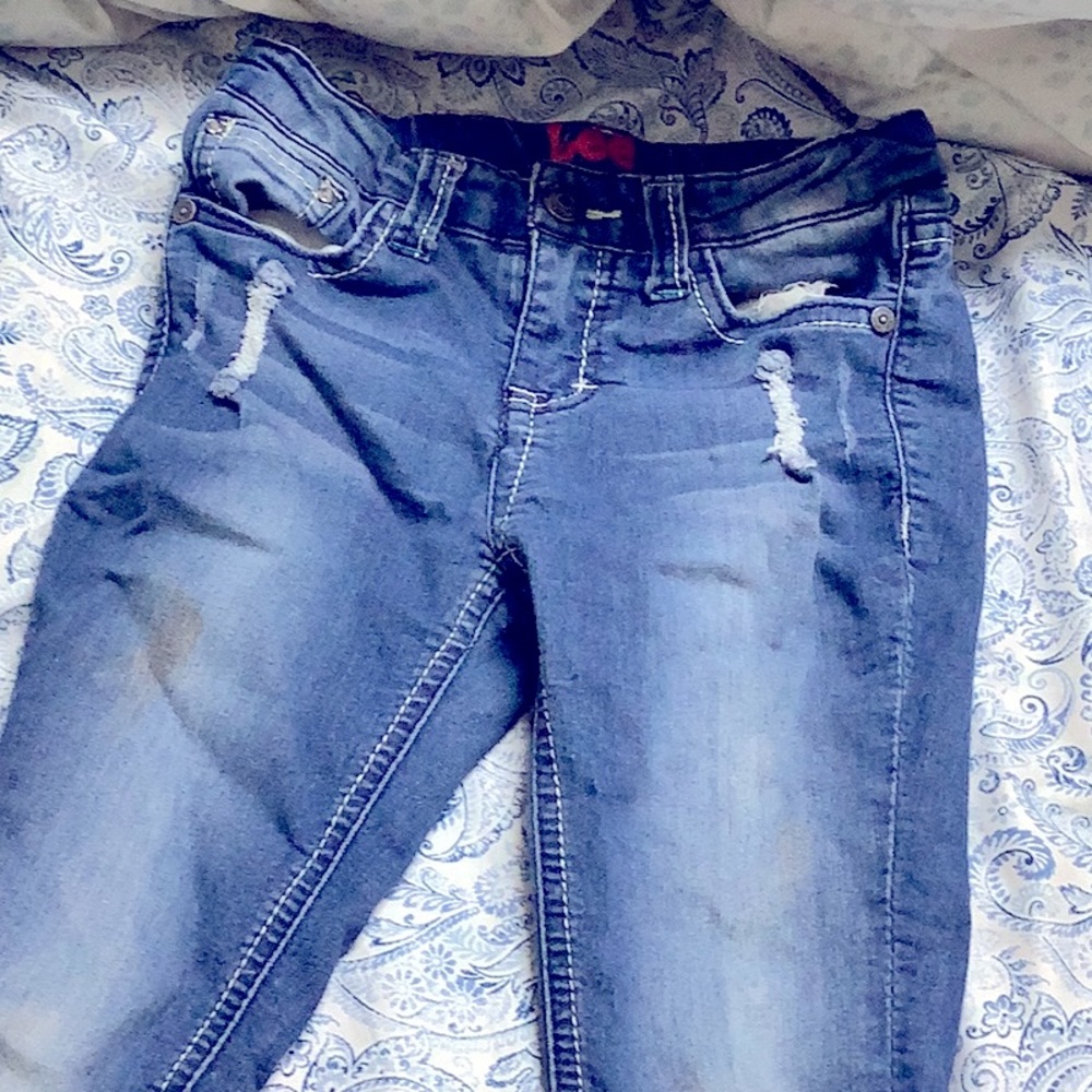 A kids pants size 6 and really comfy in the inside of the pants